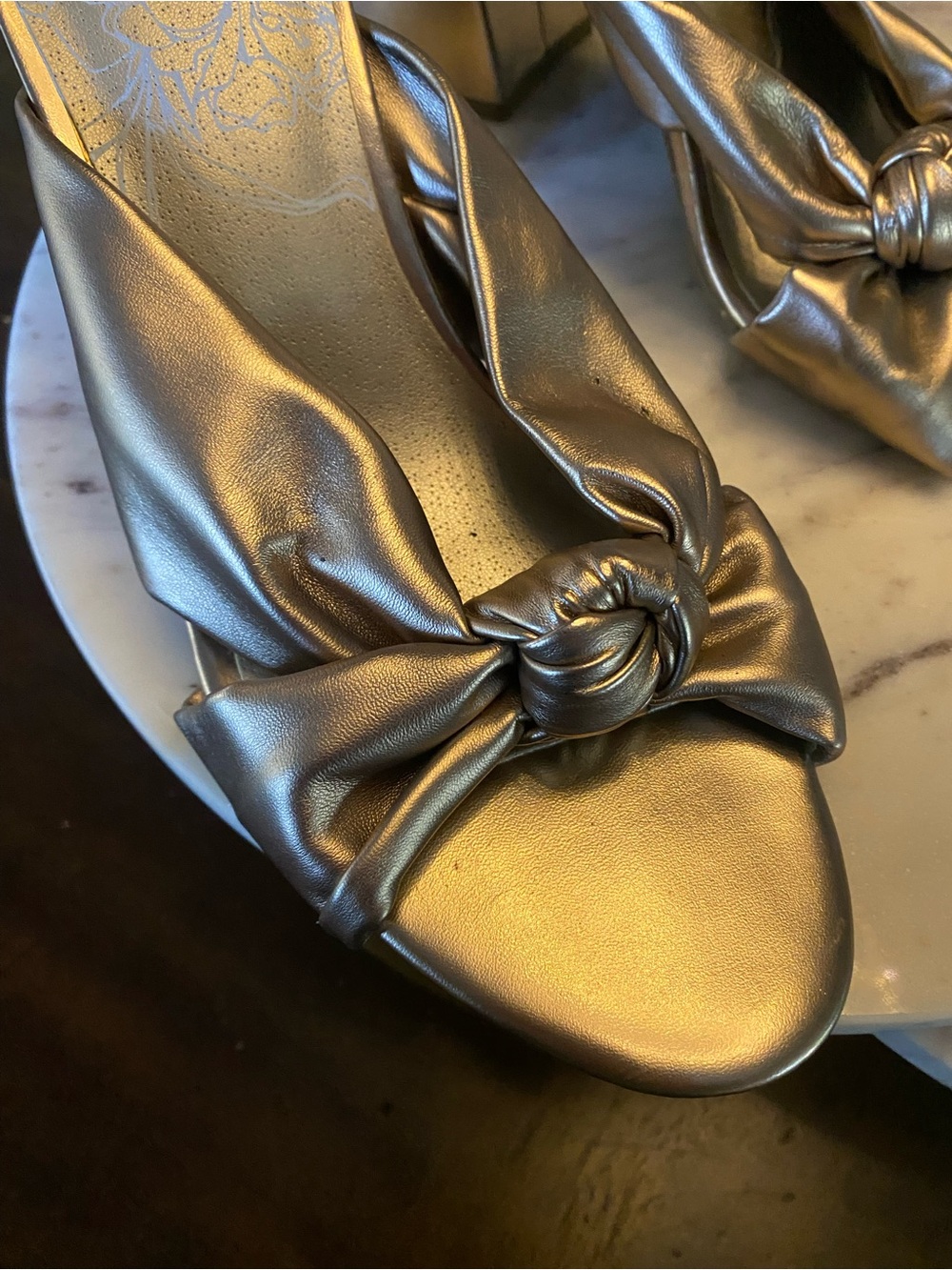 DV by Dolce Vita Metallic Bronze Knot-Detail Slide Mules